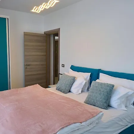 Crazy Sea View 2br Pools Resort- Parking *